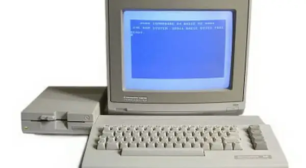 PC co to? Odkryj znaczenie i rodzaje komputerów osobistych